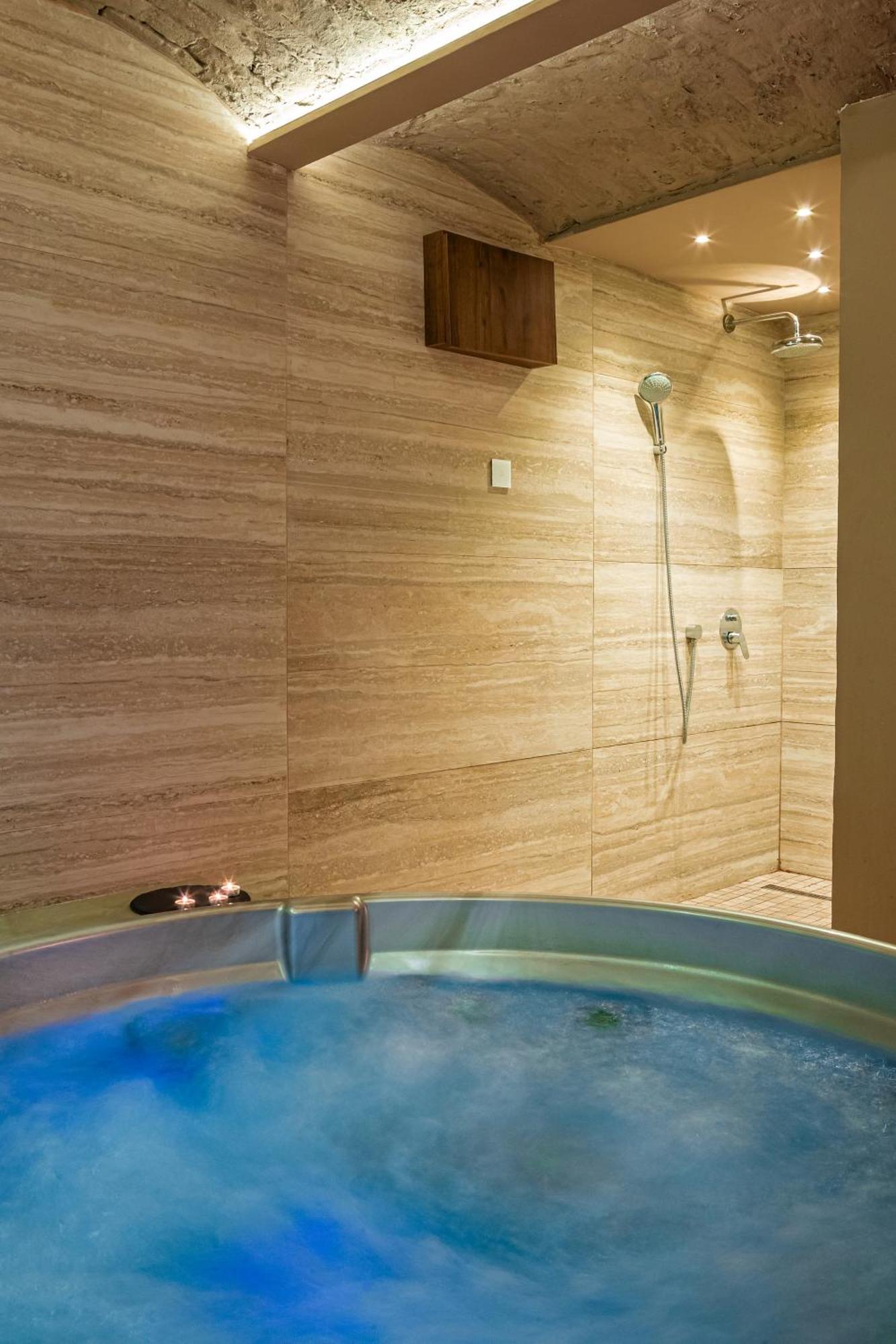 Venus Apartment With Jacuzzi And Sauna - City Center Белград Экстерьер фото